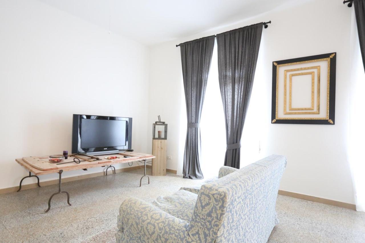 B&B Corso Italia 58 Orbetello Bagian luar foto